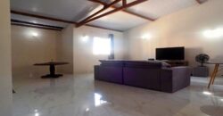 Apartamento Duplex | 82m² |  Cabral 2 Vagas Paralelas|  Área Superior Privativa