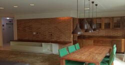 Raridade no Santo Agostinho | 243m² com Sala de 76m², Área Privativa e 4 Vagas