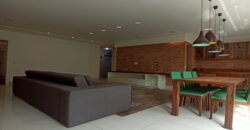 Raridade no Santo Agostinho | 243m² com Sala de 76m², Área Privativa e 4 Vagas