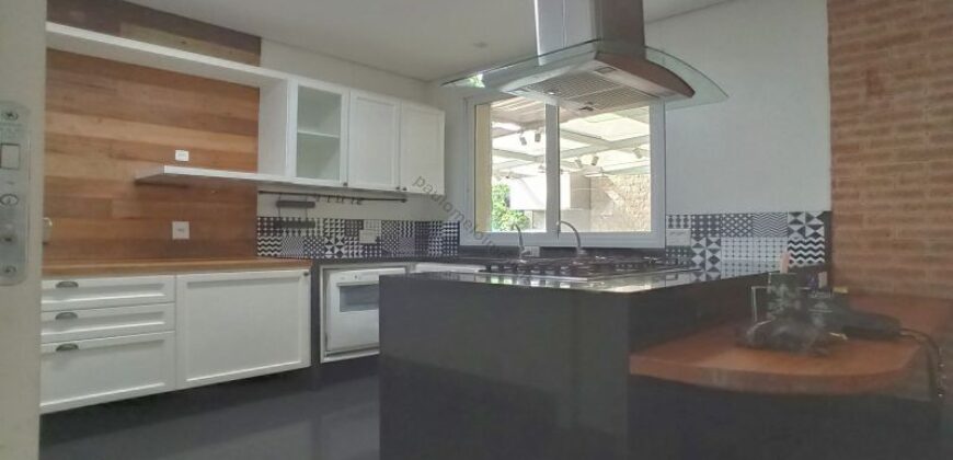 Raridade no Santo Agostinho | 243m² com Sala de 76m², Área Privativa e 4 Vagas