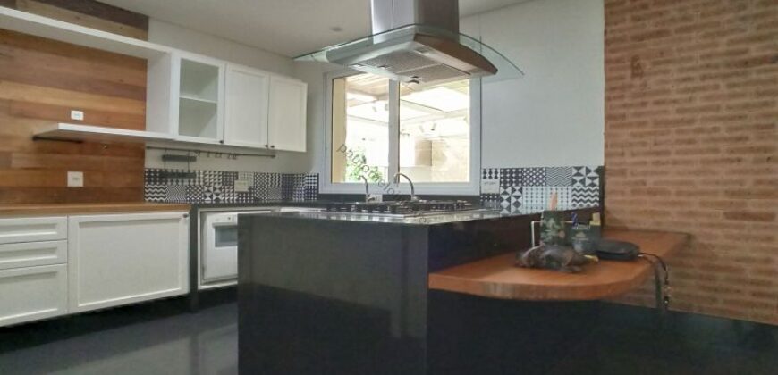 Raridade no Santo Agostinho | 243m² com Sala de 76m², Área Privativa e 4 Vagas