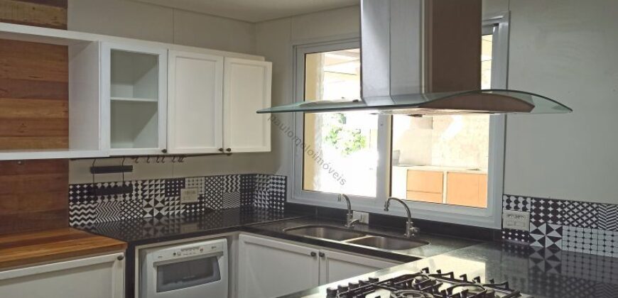 Raridade no Santo Agostinho | 243m² com Sala de 76m², Área Privativa e 4 Vagas