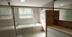 Raridade no Santo Agostinho | 243m² com Sala de 76m², Área Privativa e 4 Vagas