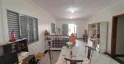 Casa 360m² | Cabral | Suíte Master | Piscina | Na rua do Shopping Contagem
