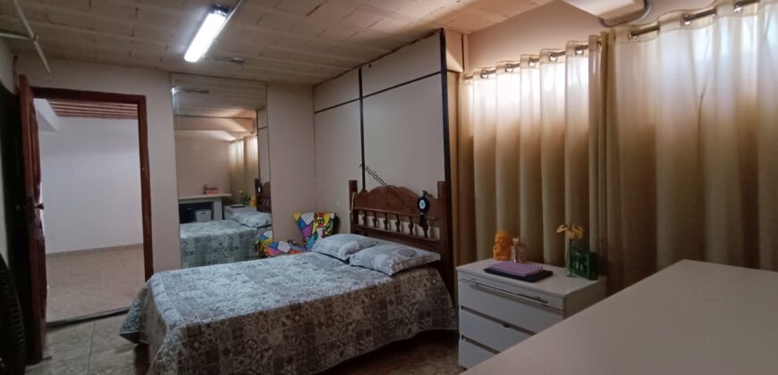 Casa ampla no centro de Contagem | lote 360m² | moradia e renda