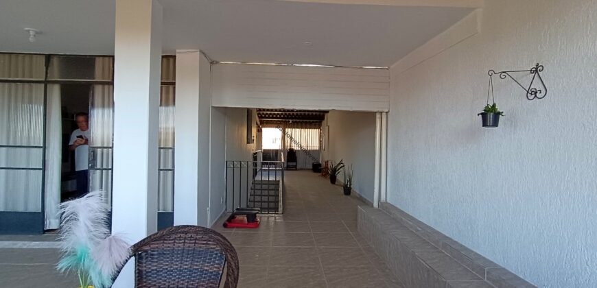 Casa ampla no centro de Contagem | lote 360m² | moradia e renda