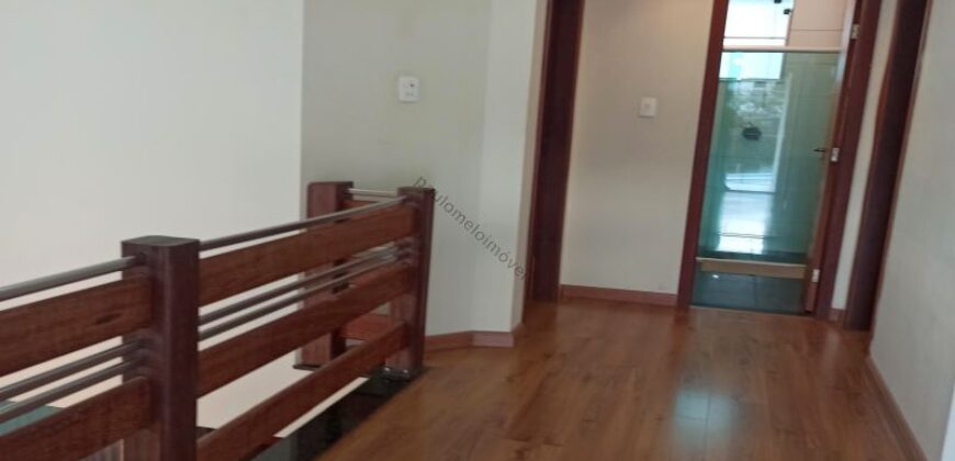 Casa 4 quartos, área gourmet e pé-direito de 6 metros a venda na ilha do Cabral | Contagem/MG