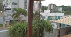 Casa 4 quartos, área gourmet e pé-direito de 6 metros a venda na ilha do Cabral | Contagem/MG
