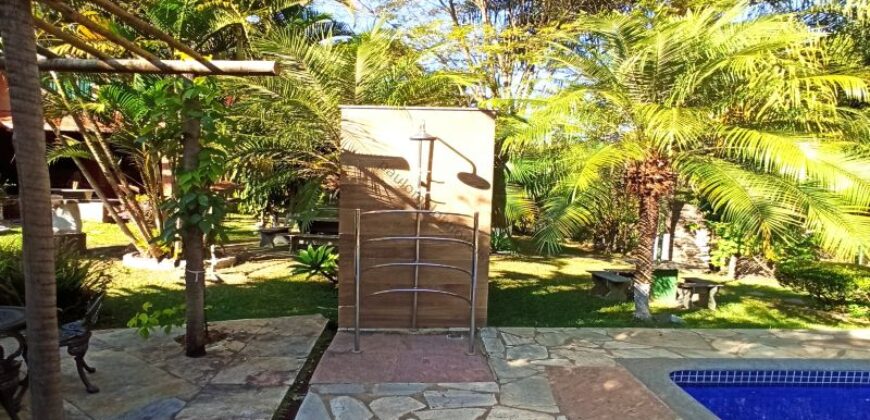 Casa de Campo de Alto Padrão no Residencial Califórnia | 8.000 m² de Natureza, Lazer e Privacidade | Betim/MG