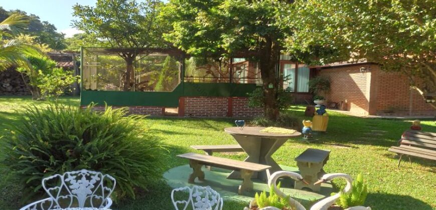Casa de Campo de Alto Padrão no Residencial Califórnia | 8.000 m² de Natureza, Lazer e Privacidade | Betim/MG