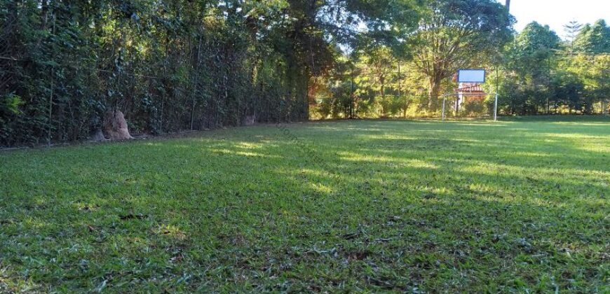 Casa de Campo de Alto Padrão no Residencial Califórnia | 8.000 m² de Natureza, Lazer e Privacidade | Betim/MG