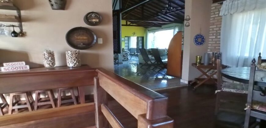 Casa de Campo de Alto Padrão no Residencial Califórnia | 8.000 m² de Natureza, Lazer e Privacidade | Betim/MG