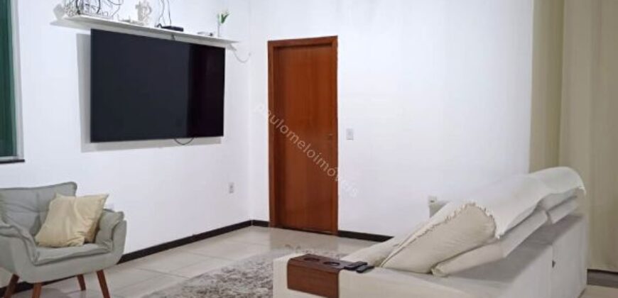 Casa em Condomínio Fechado, Linear, 2.500 m² de Terreno Plano em Contagem