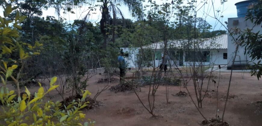 Casa em Condomínio Fechado, Linear, 2.500 m² de Terreno Plano em Contagem