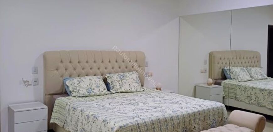 Casa em Condomínio Fechado, Linear, 2.500 m² de Terreno Plano em Contagem